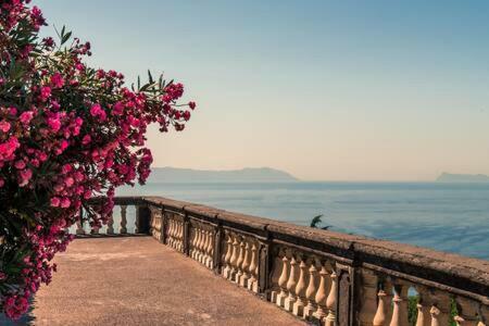 Casetta Belvedere Napoli Eksteriør bilde